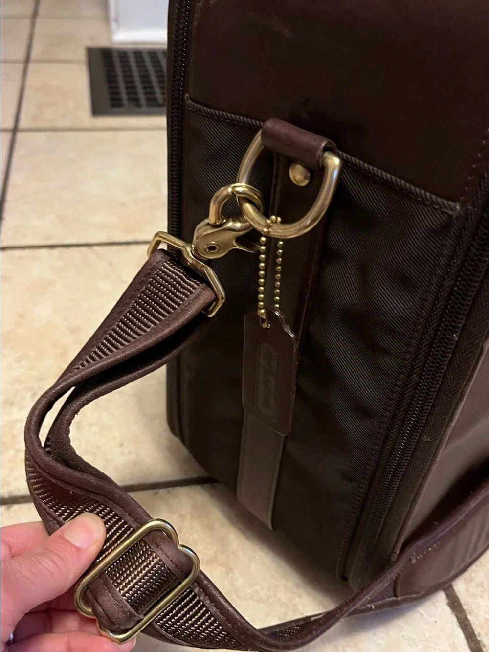 Coach Vintage Mahogany Travel Twill Case